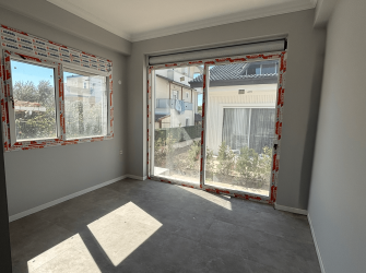 ÇANDARLI'DA DENİZE 250 METRE HARİKA VİLLA