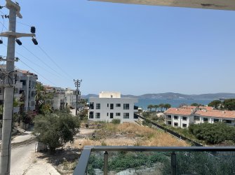 GÜLLÜK'TE DENİZ MANZARALI EŞYALI 2+1 DAİRE