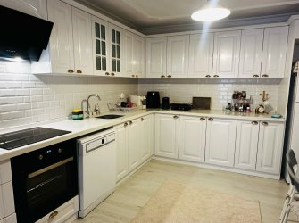 SILA EMLAK'TAN GÜLLÜK ÇARŞI MEKREZDE SATILIK 2+1 DAİRE