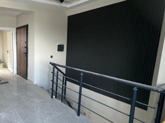 GÜLLÜK MERKEZDE DENİZ MANZARALI BAHÇE KULLANIMLI DAİRE