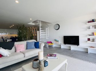 DENİZ MANZARALI HAVUZLU SİTEDE 3+1 BAHÇE KATI DUBLEKS DAİRE