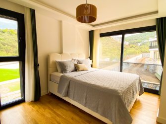 MARİNA MANZARALI DENİZE YÜRÜME MESAFESİNDE LÜKS VİLLA