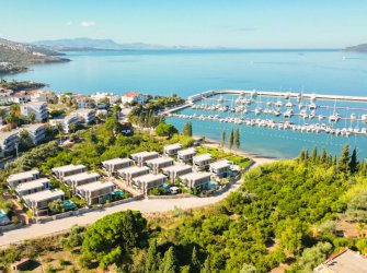 MARİNA MANZARALI DENİZE YÜRÜME MESAFESİNDE LÜKS VİLLA