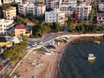 DENİZE 50 METRE MESAFEDE HAVUZLU SİTEDE 2+1 SATILIK DAİRE
