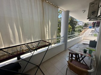 DENİZE 50 METRE MESAFEDE HAVUZLU SİTEDE 2+1 SATILIK DAİRE
