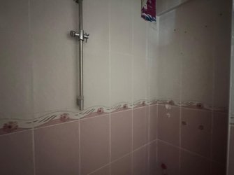 GÜLLÜK'ÜN MERKEZİNDE SAHİLE 100 METRE SATILIK 2+1 DAİRE