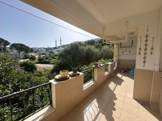 GÜLLÜK'ÜN MERKEZİNDE SAHİLE 100 METRE SATILIK 2+1 DAİRE