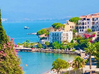 GÜLLÜK MERKEZİ KONUMDA DENİZ MANZARALI SATILIK DUBLEKS